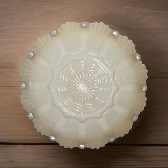 Milk Glass Devil Egg Serving Tray Gold Gild Vintage Anchor Hocking 10" Oyster - Picture 2 of 2